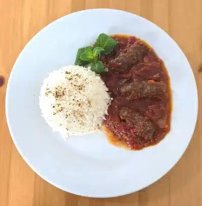 Kebab mit Tomaten